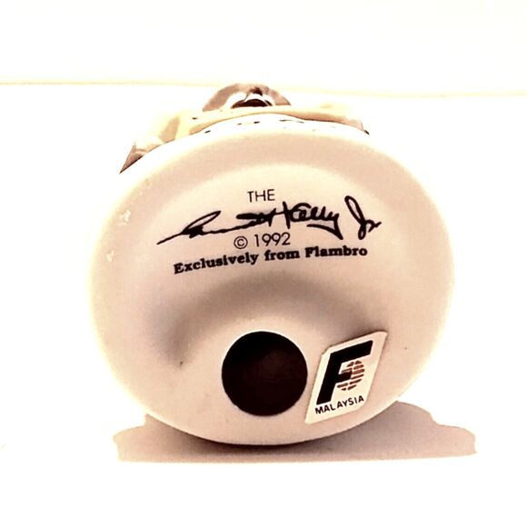 Vintage Emmett Kelly Flambro Home For Christmas Ceramic Ornament 1992 - Picture 5 of 5